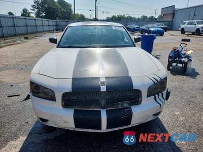 Piąte zdjęcie samochodu w środku: 2010 DODGE CHARGER R/T VIN:2B3CA5CT8AH192148 - miniatura