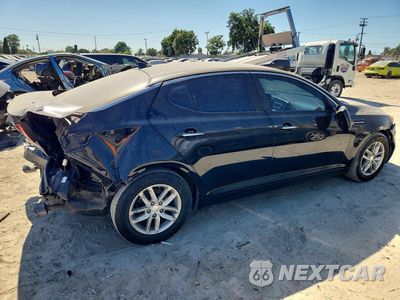 Trzecie zdjęcie samochodu z tyłu: 2013 KIA OPTIMA LX VIN:5XXGM4A77DG180300 - miniatura