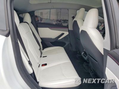 Zdjęcie 10 z 12 samochodu: 2026 TESLA MODEL Y VIN:7SAYGDED7TF539886 - miniatura
