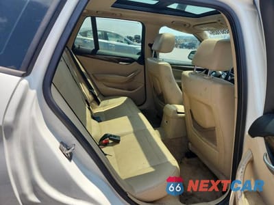 Zdjęcie 10 z 12 samochodu: 2013 BMW X1 SDRIVE28I VIN:WBAVM1C57DVW46486 - miniatura