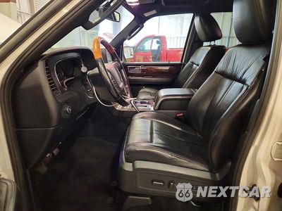 Zdjęcie 7 z 13 samochodu: 2016 LINCOLN NAVIGATOR L SELECT VIN:5LMJJ3JT5GEL10016 - miniatura