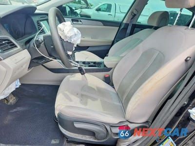 Zdjęcie 7 z 12 samochodu: 2017 HYUNDAI SONATA SE VIN:5NPE24AF0HH550937 - miniatura