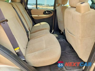 Zdjęcie 11 z 13 samochodu: 2005 CHEVROLET TRAILBLAZER LS VIN:1GNDT13S252380022 - miniatura