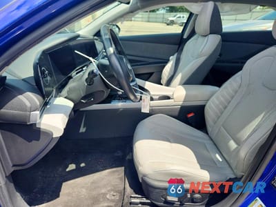 Zdjęcie 7 z 12 samochodu: 2024 HYUNDAI ELANTRA LIMITED VIN:KMHLP4DG1RU817504 - miniatura
