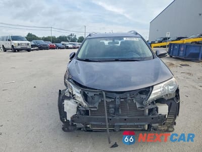 Piąte zdjęcie samochodu w środku: 2014 TOYOTA RAV4 XLE VIN:JTMRFREVXED089042 - miniatura