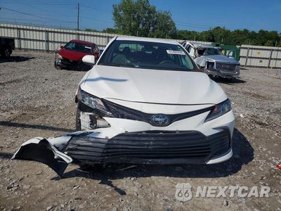 Piąte zdjęcie samochodu w środku: 2024 TOYOTA CAMRY LE VIN:4T1C11AK4RU863577 - miniatura