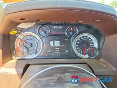 Zdjęcie 9 z 12 samochodu: 2018 RAM 1500 LARAMIE VIN:1C6RR7VM9JS227136 - miniatura