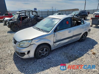 2008 KIA RIO BASE/LX/SX KNADE123286375314 - główne zdjęcie licytacji z USA - miniatura