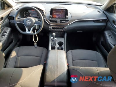 Zdjęcie 8 z 12 samochodu: 2025 NISSAN ALTIMA SV VIN:1N4BL4DV0SN400908 - miniatura