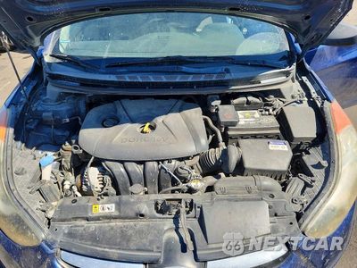 Zdjęcie 11 z 12 samochodu: 2013 HYUNDAI ELANTRA GLS VIN:KMHDH4AEXDU793040 - miniatura