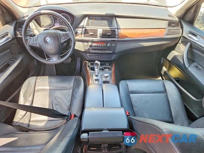 Zdjęcie 8 z 13 samochodu: 2011 BMW X5 XDRIVE35I VIN:5UXZV4C59BL407435 - miniatura