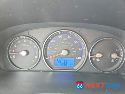 Zdjęcie 9 z 13 samochodu: 2010 HYUNDAI SANTA FE GLS VIN:5NMSGDAB8AH384574 - miniatura