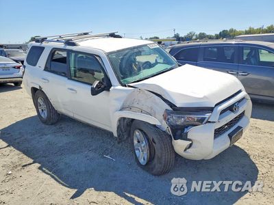 Czwarte zdjęcie samochodu z boku: 2019 TOYOTA 4RUNNER SR5 VIN:JTEBU5JR1K5655969 - miniatura