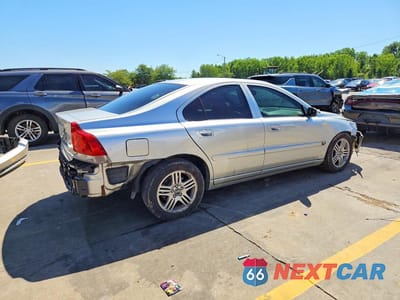 Trzecie zdjęcie samochodu z tyłu: 2006 VOLVO S60 2.5T VIN:YV1RS592562508555 - miniatura