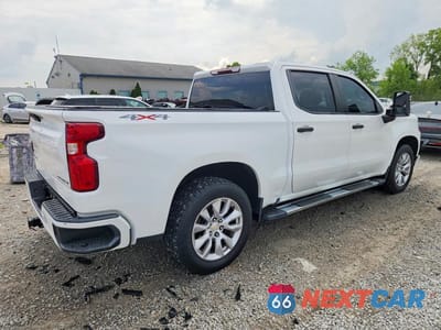 Trzecie zdjęcie samochodu z tyłu: 2020 CHEVROLET SILVERADO K1500 CUSTOM VIN:3GCUYBEF1LG341247 - miniatura