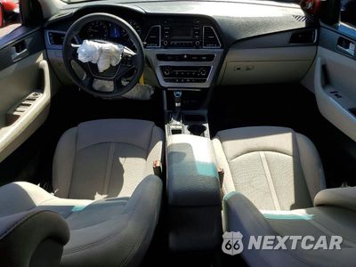 Zdjęcie 8 z 12 samochodu: 2017 HYUNDAI SONATA SE VIN:5NPE24AF5HH542333 - miniatura