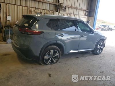 Trzecie zdjęcie samochodu z tyłu: 2021 NISSAN ROGUE SL VIN:5N1AT3CA2MC811896 - miniatura