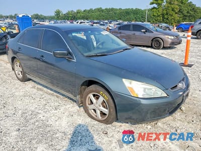 Czwarte zdjęcie samochodu z boku: 2005 HONDA ACCORD LX VIN:1HGCM56425A120040 - miniatura