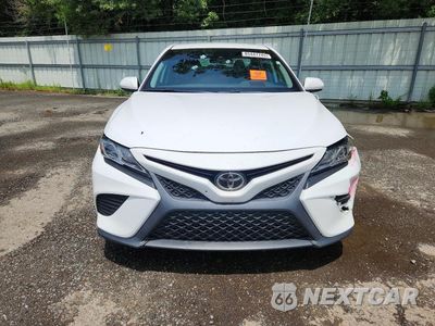 Piąte zdjęcie samochodu w środku: 2019 TOYOTA CAMRY SE VIN:4T1B11HK0KU744478 - miniatura