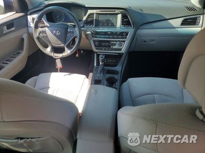 Zdjęcie 8 z 12 samochodu: 2017 HYUNDAI SONATA SE VIN:5NPE24AF1HH595661 - miniatura