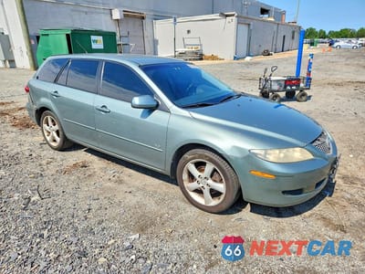 Czwarte zdjęcie samochodu z boku: 2004 MAZDA 6 S VIN:1YVFP82D145N56759 - miniatura