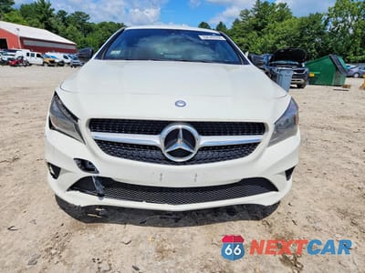 Piąte zdjęcie samochodu w środku: 2016 MERCEDES-BENZ CLA 250 4MATIC VIN:WDDSJ4GB6GN288307 - miniatura