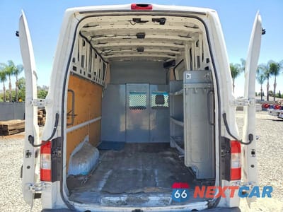 Zdjęcie 10 z 13 samochodu: 2013 NISSAN NV 2500 HD S VIN:1N6BF0LY4KN810419 - miniatura