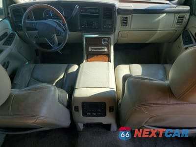 Zdjęcie 8 z 13 samochodu: 2003 CADILLAC ESCALADE LUXURY VIN:1GYEK63N03R129022 - miniatura