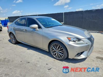 Czwarte zdjęcie samochodu z boku: 2014 LEXUS IS 250 VIN:JTHBF1D21E5035602 - miniatura