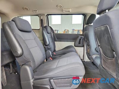 Zdjęcie 11 z 14 samochodu: 2010 DODGE GRAND CARAVAN SE VIN:2D4RN4DEXAR134725 - miniatura
