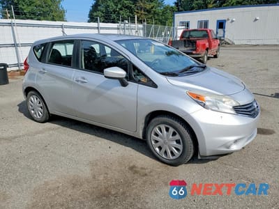 Czwarte zdjęcie samochodu z boku: 2015 NISSAN VERSA NOTE SV VIN:3N1CE2CP8FL385891 - miniatura