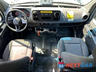 Zdjęcie 6 z 10 samochodu: 2021 MERCEDES-BENZ SPRINTER 2500 VIN:W1Y40CHY3MT070721 - miniatura