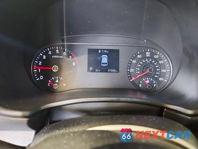 Zdjęcie 9 z 13 samochodu: 2020 KIA SOUL LX VIN:KNDJ23AU5L7723906 - miniatura