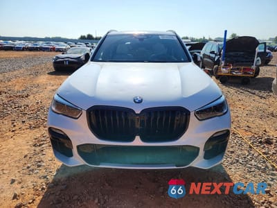 Piąte zdjęcie samochodu w środku: 2020 BMW X5 M50I VIN:5UXJU4C05L9C67180 - miniatura