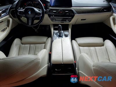 Zdjęcie 8 z 12 samochodu: 2019 BMW 540 I VIN:WBAJE5C53KWW31638 - miniatura