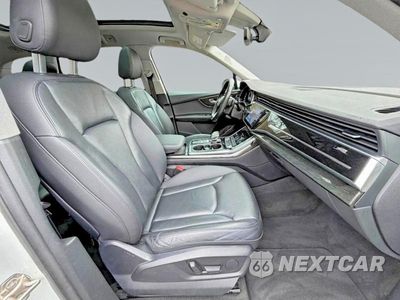 Piąte zdjęcie samochodu w środku: 2021 AUDI Q7 PREMIUM PLUS VIN:WA1LXAF71MD017482 - miniatura