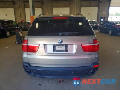 Zdjęcie 6 z 13 samochodu: 2010 BMW X5 XDRIVE30I VIN:5UXFE4C58AL278850 - miniatura