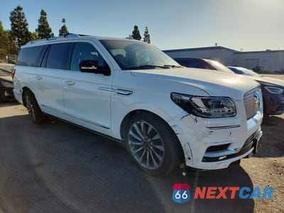 Czwarte zdjęcie samochodu z boku: 2020 LINCOLN NAVIGATOR L RESERVE VIN:5LMJJ3LTXLEL23626 - miniatura