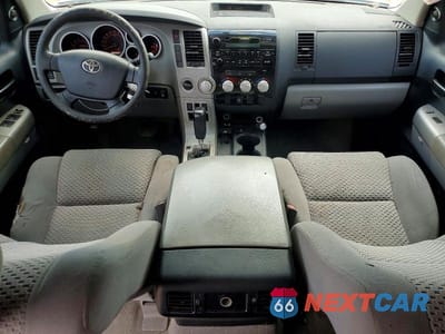 Zdjęcie 8 z 12 samochodu: 2009 TOYOTA TUNDRA SR5 VIN:5TFDW54189X088963 - miniatura