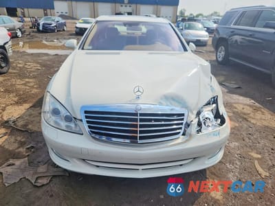 Piąte zdjęcie samochodu w środku: 2008 MERCEDES-BENZ S 550 4MATIC VIN:WDDNG86X68A194033 - miniatura