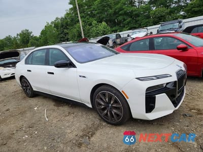Czwarte zdjęcie samochodu z boku: 2024 BMW I7 M70 VIN:WBY83EH02RCP67211 - miniatura