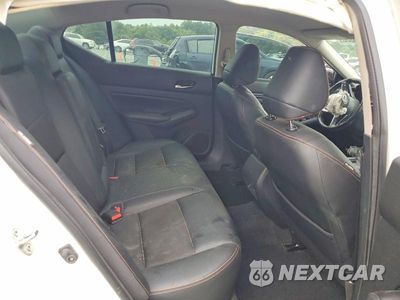 Zdjęcie 10 z 12 samochodu: 2019 NISSAN ALTIMA SR VIN:1N4BL4CV8KC130047 - miniatura
