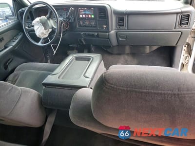 Zdjęcie 8 z 12 samochodu: 2002 CHEVROLET SILVERADO K1500 VIN:1GCEK19V72E177784 - miniatura