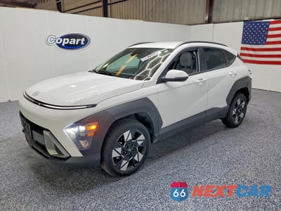 2024 HYUNDAI KONA SEL KM8HBCAB2RU147999 - główne zdjęcie licytacji z USA - miniatura