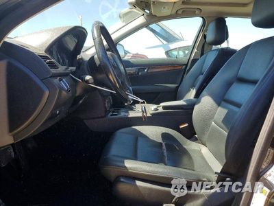 Zdjęcie 7 z 12 samochodu: 2008 MERCEDES-BENZ C 300 VIN:WDDGF54X68R031672 - miniatura