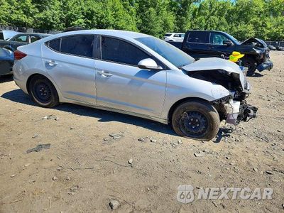 Czwarte zdjęcie samochodu z boku: 2019 HYUNDAI ELANTRA SE VIN:KMHD74LF0KU810174 - miniatura