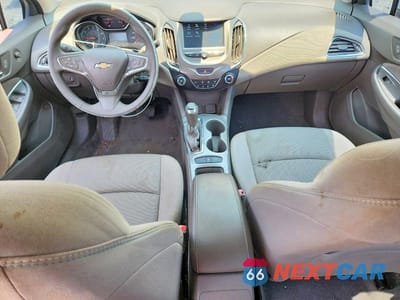Zdjęcie 8 z 12 samochodu: 2016 CHEVROLET CRUZE LT VIN:1G1BE5SM6G7279455 - miniatura