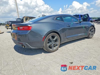 Trzecie zdjęcie samochodu z tyłu: 2016 CHEVROLET CAMARO LT VIN:1G1FB1RS4G0144605 - miniatura