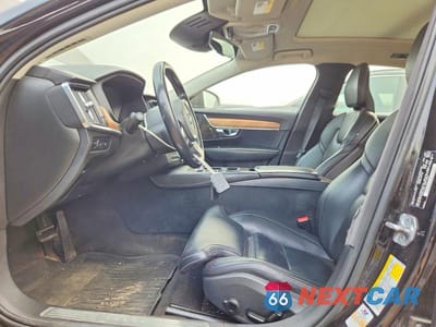 Zdjęcie 7 z 13 samochodu: 2019 VOLVO S90 T8 INSCRIPTION VIN:LVYBR0AL7KP110425 - miniatura