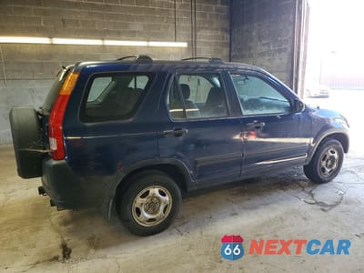 Trzecie zdjęcie samochodu z tyłu: 2003 HONDA CR-V LX VIN:SHSRD784X3U148358 - miniatura